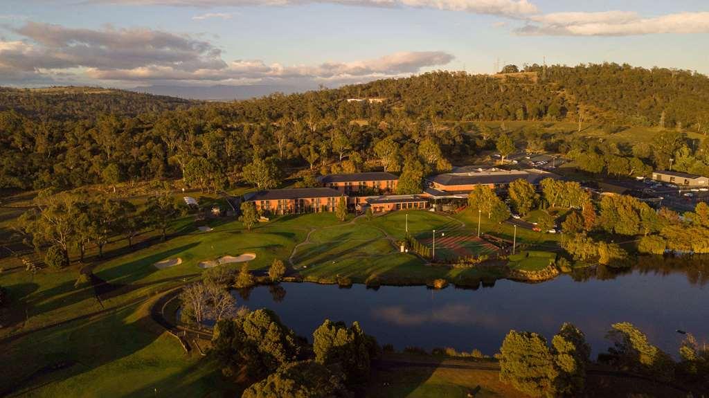 Отель Country Club Tasmania Лонсестон Экстерьер фото